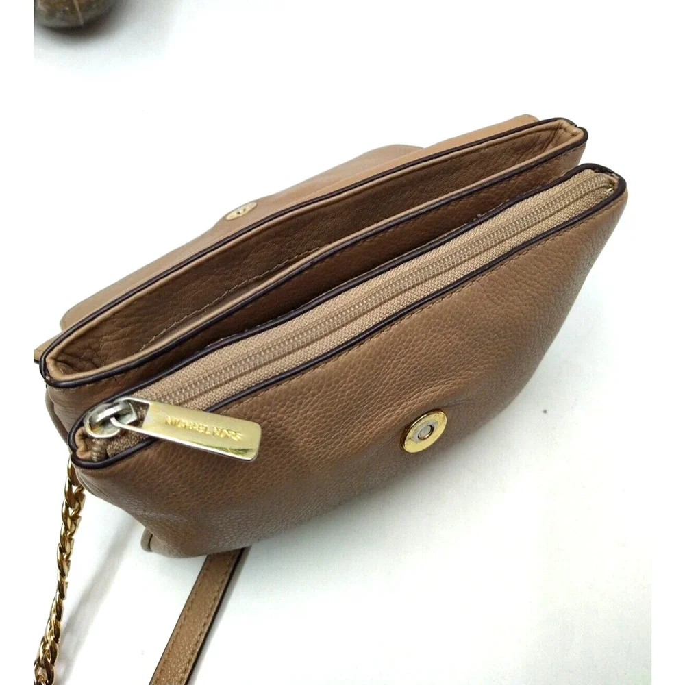 Michael Kors Beige Pebbled Leather Chain Strap Crossbody Bag